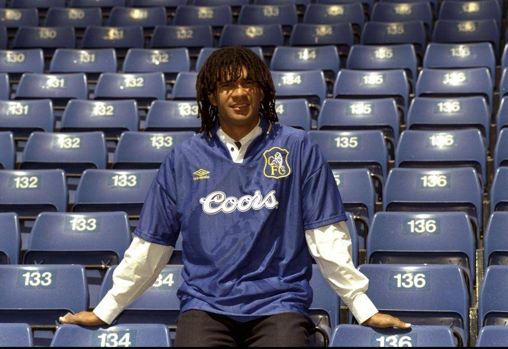 Ruud Gullit menjadi manajer sekaligus pemain Chelsea pada 1996—1998. (chelseafc.com)