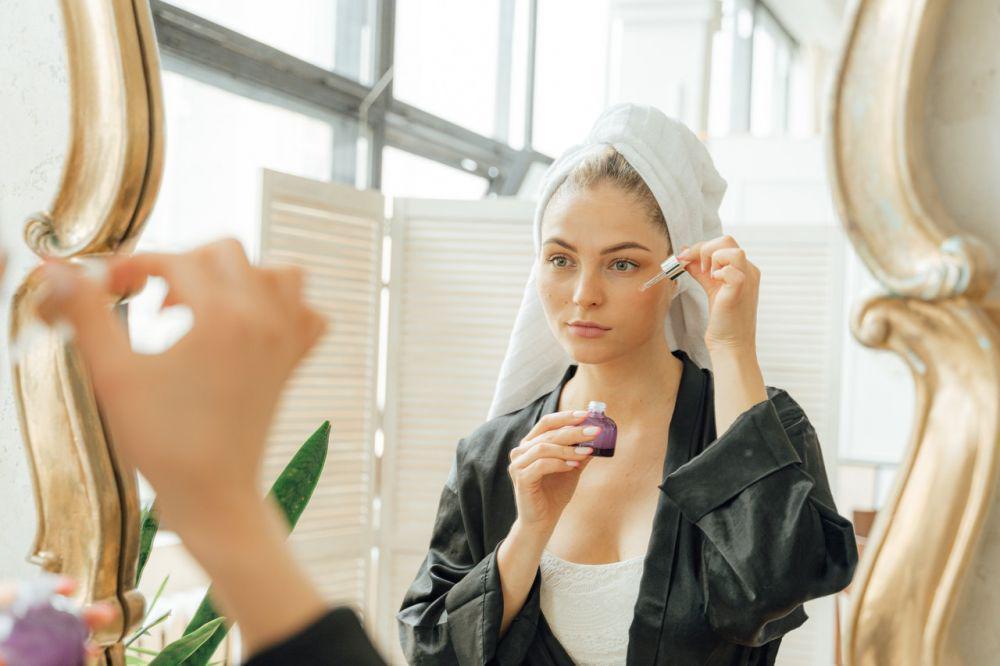 5 Rekomendasi Serum Wajah dengan Kandungan Ceramide
