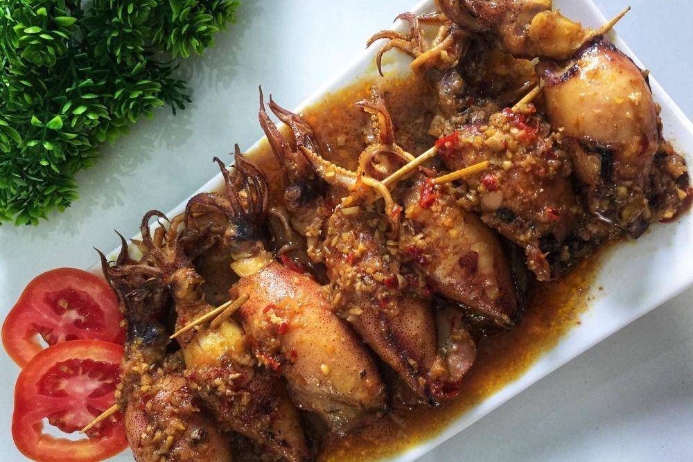 cumi isi tahu telur (instagram.com/rumah_kuliner_yulisupandi)