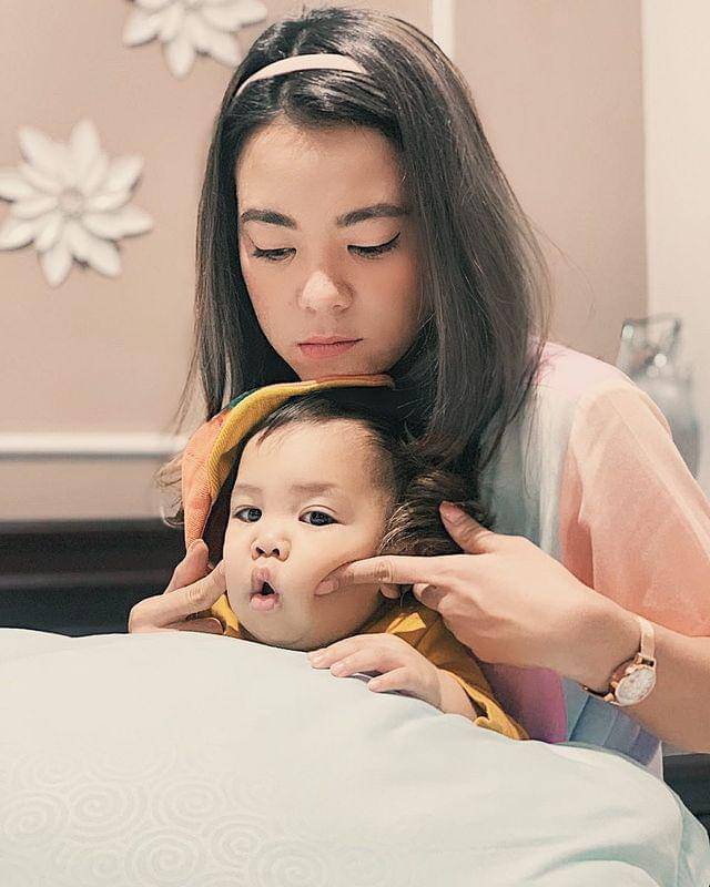 potret Riana Rizki dan keponakannya (instagram.com/rianarizki)