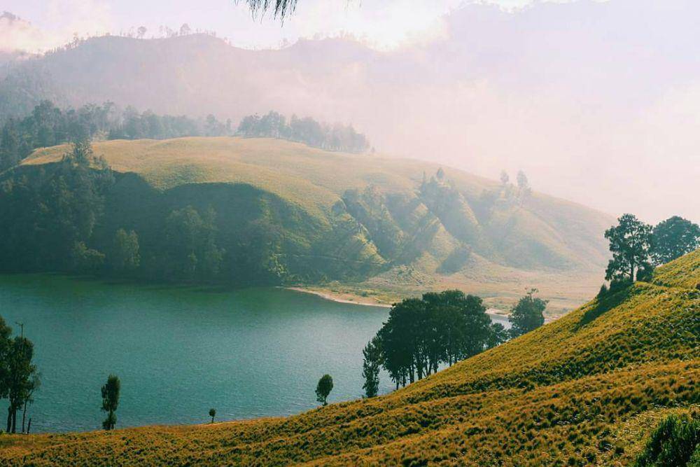 potret pesona Ranu Kumbolo (instagram.com/ranukumbolo.id)