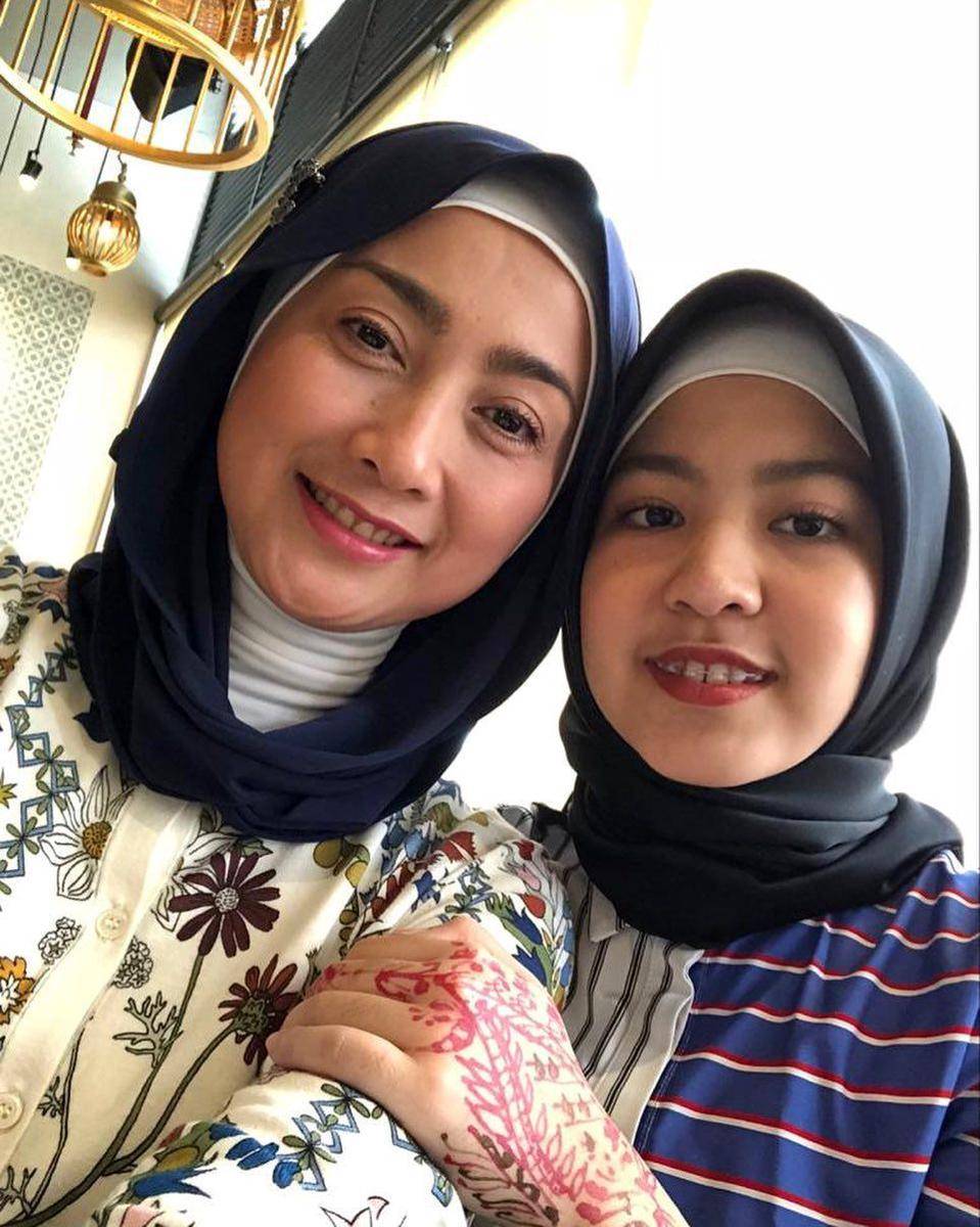 Desy Ratnasari dan Nasywa Nathania (instagram.com/desyratnasariterdepan)