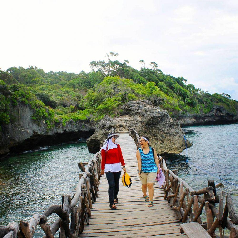 potret Pantai Appalarang (instagram.com/peha.id)