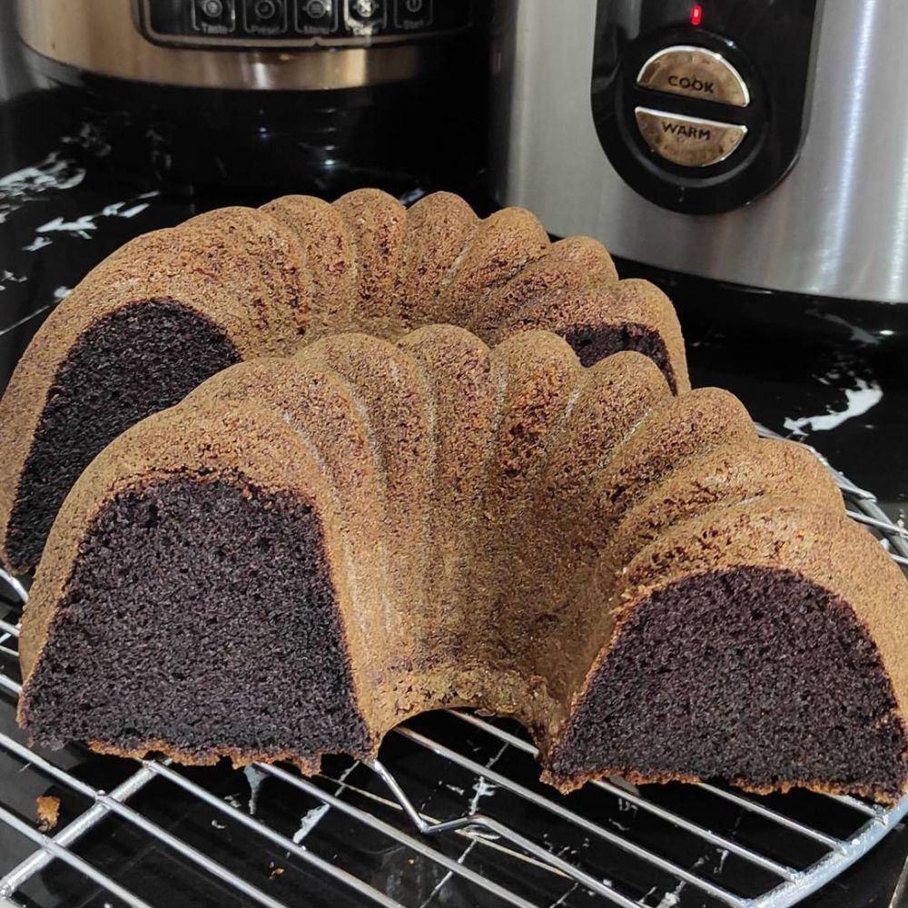 Bolu ketan hitam panggang (instagram.com/dapur_mamawid)