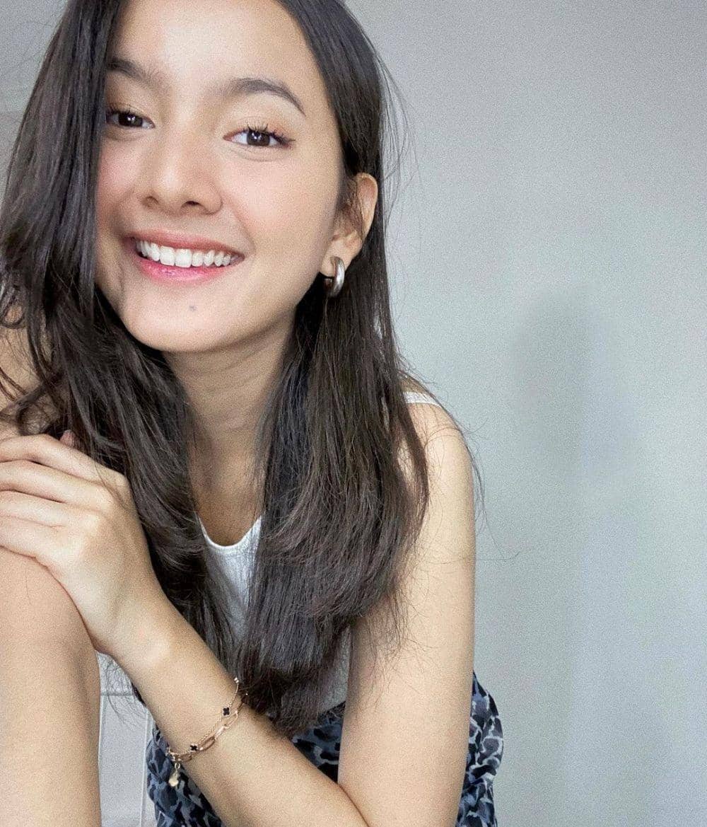 potret Nabila Zavira (nabilazaviraa_)