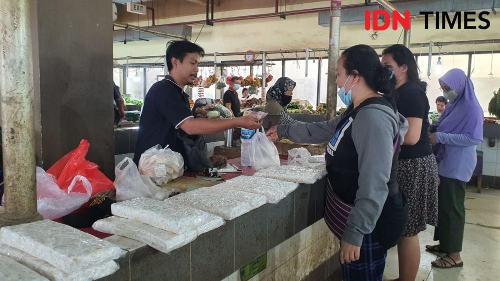 Harga Tempe-Tahu Masih Mahal di Pasar Tradisional Depok