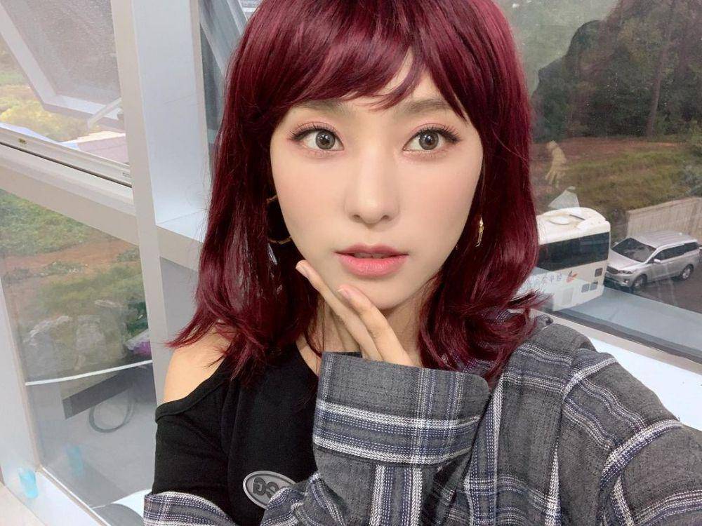 Yoon Bo Ra sebagai Hwi Na (instagram.com/borabora_sugar)