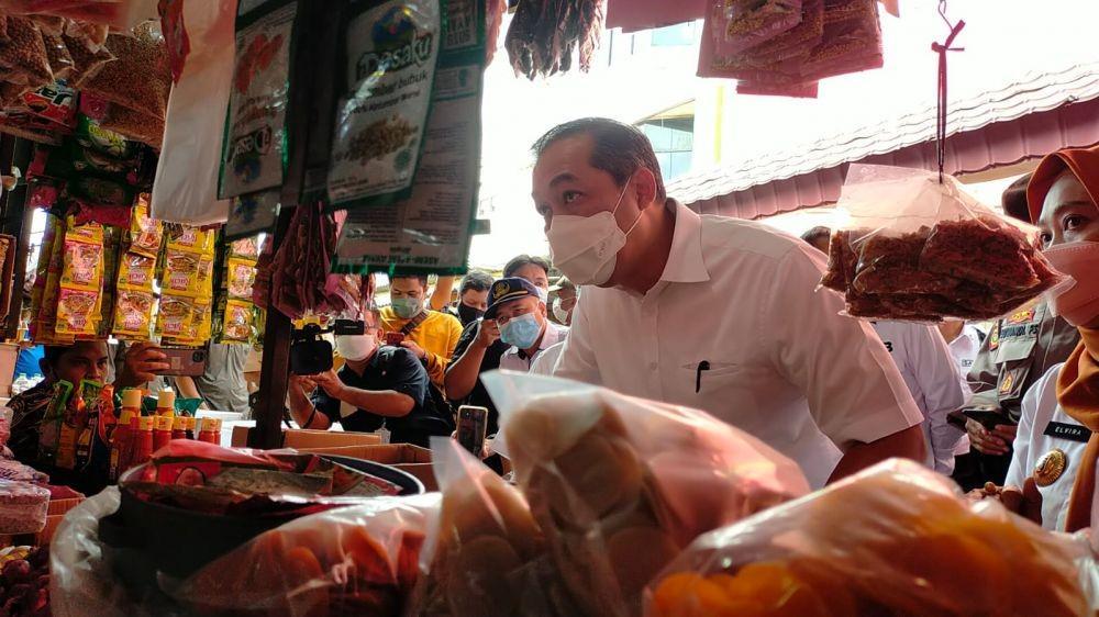 Kunjungi Lampung, Mendag RI Tebar Janji Atasi Stok Minyak Goreng