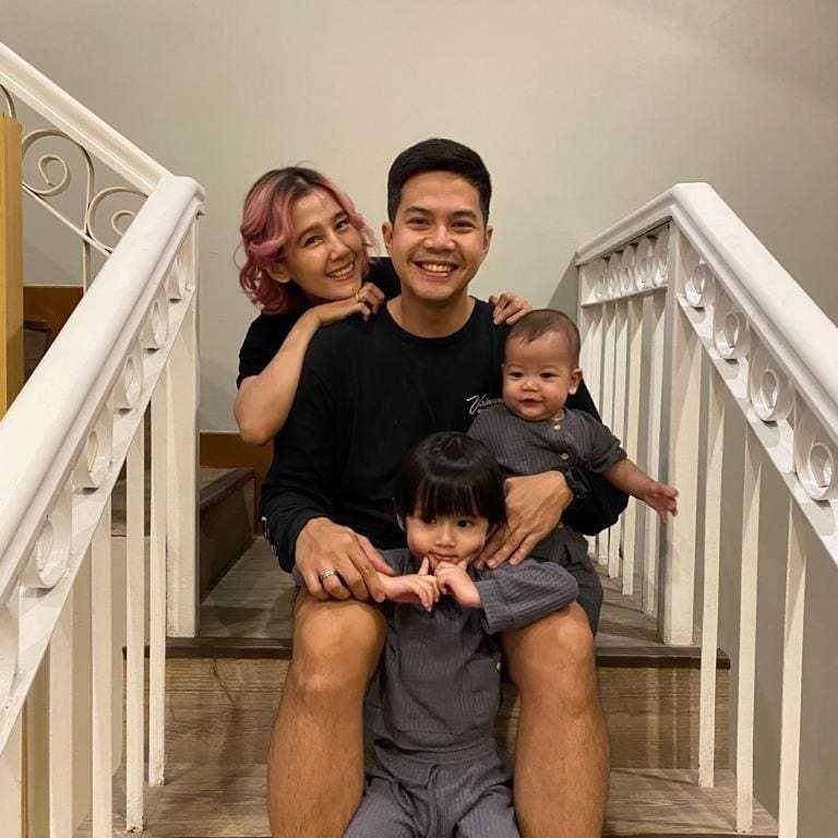 potret Arie Andika dan keluarga (instagram.com/arieandika10)