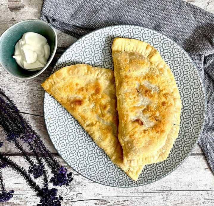 chebureki (instagram.com/arkbites_kitchen)