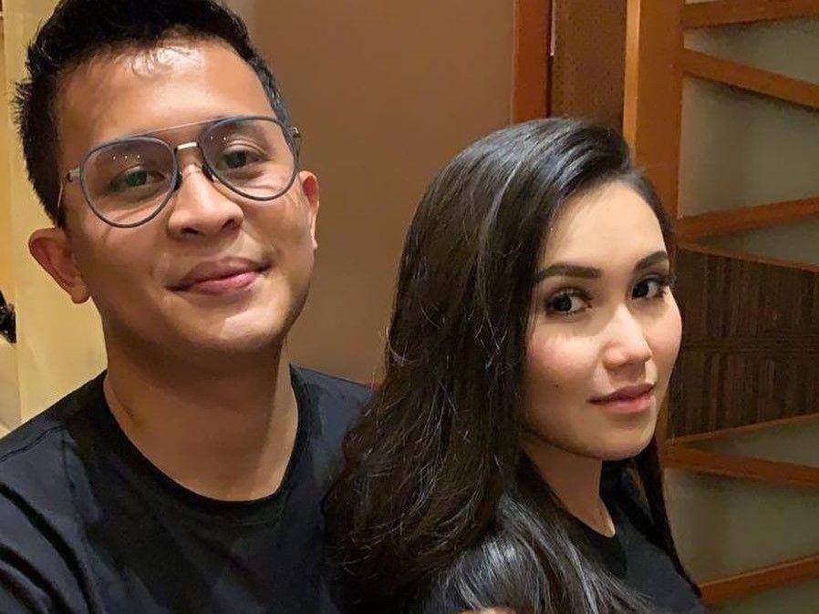 Ayu Ting Ting dan adik ipar (instagram.com/nandafachrizaal)