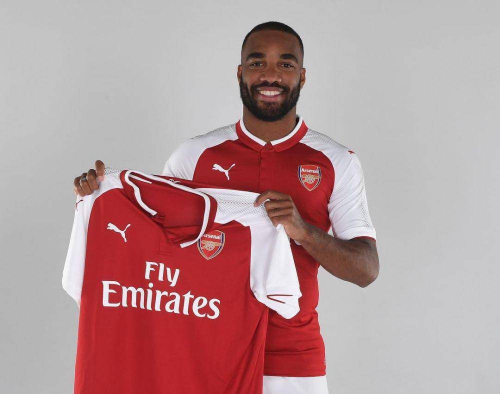 Lacazette (instagram.com/lacazettealex)