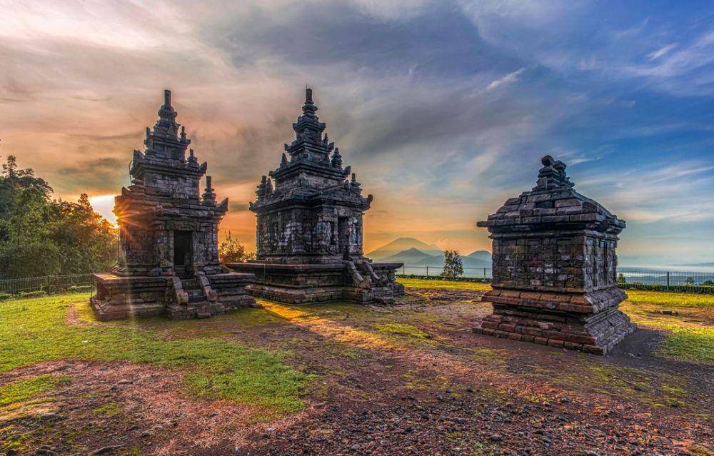 ilustrasi Candi Gedong Songo di Kabupaten Semarang (instagram.com/abdoel2007)