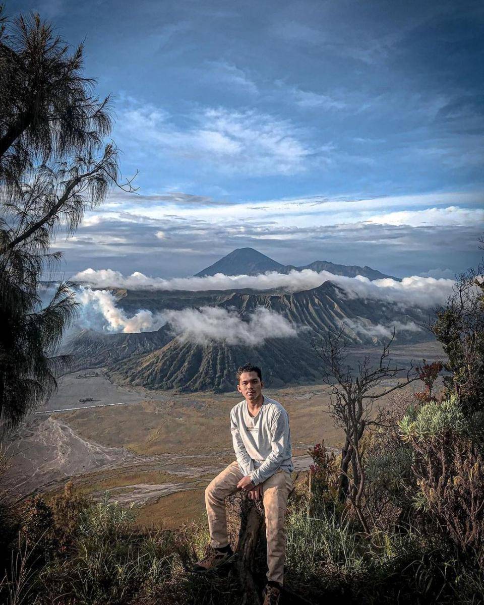 Gunung Bromo, Malang (instagram.com/rosyeid_)