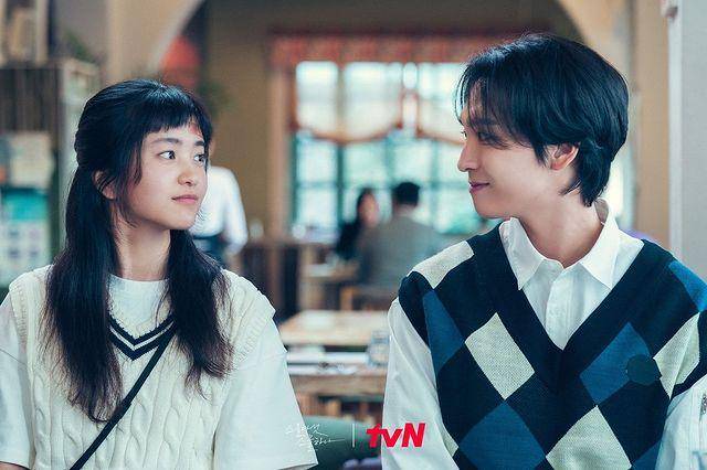 Kim Tae Ri dan Choi Tae Joon di drama Twenty Five, Twenty On (instagram.com/tvn_drama)