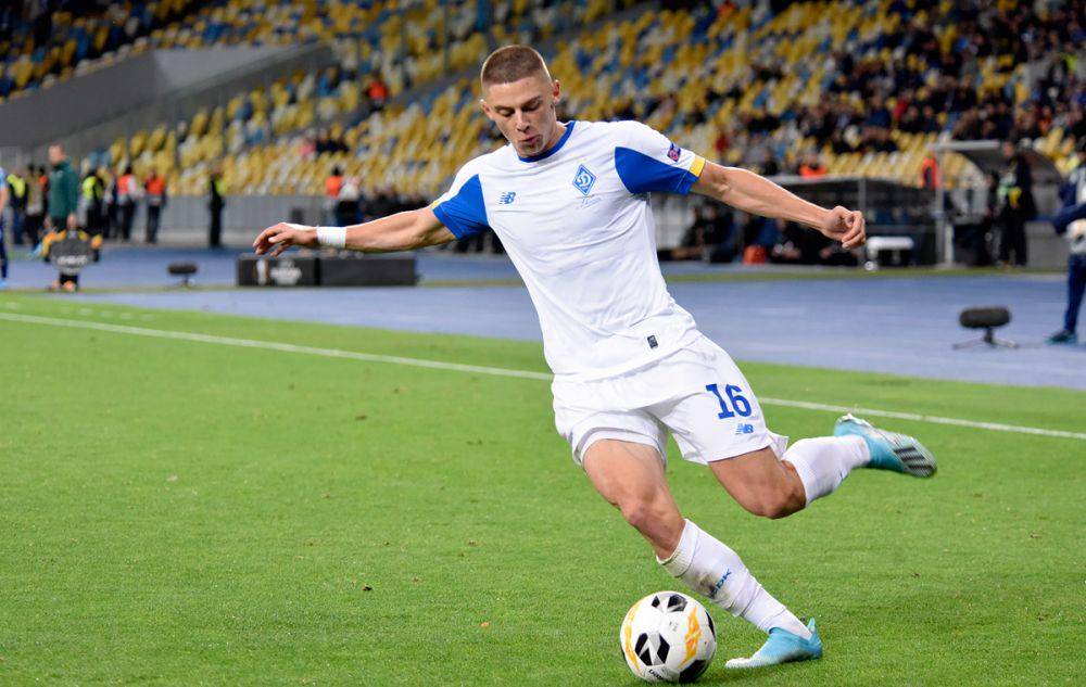 Vitaliy Mykolenko bersama Dynamo Kyiv (112.international)