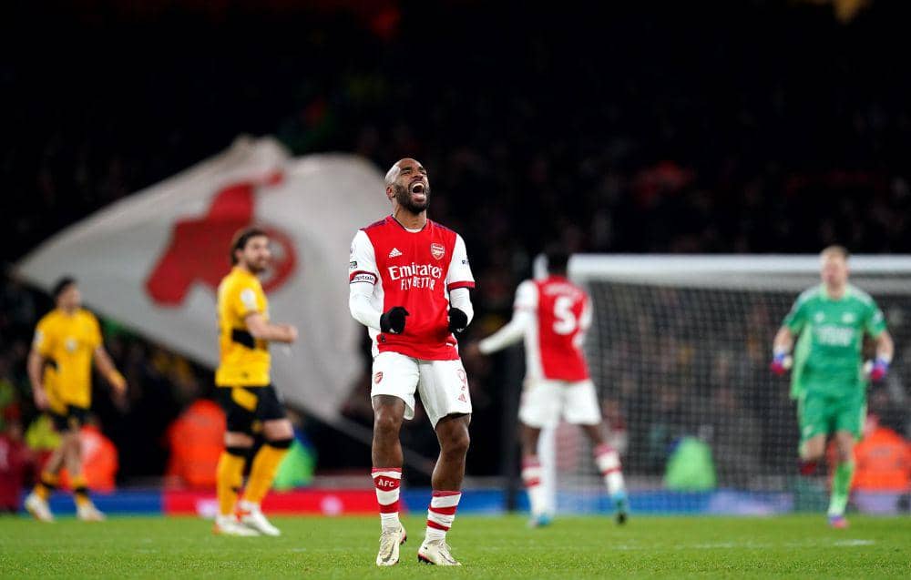 Alexandre Lacazette (twitter.com/SquawkaNews)