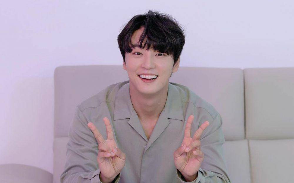 Yoon Shi Yoon (instagram.com/moa_ent)