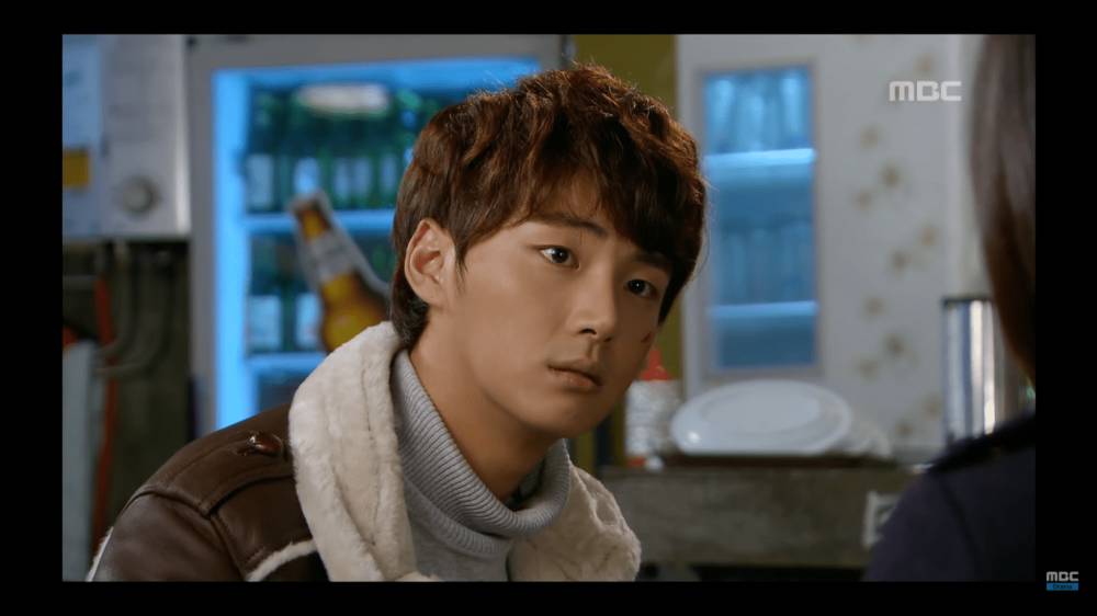 Yoon Shi Yoon di drama Me Too, Flower! (youtube.com/MBCdrama)