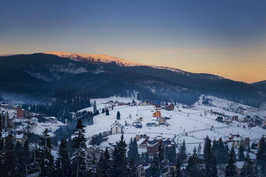 potret Desa Polyanytsya di Ivano-Frankivska, Ukraina (unsplash.com/freestockpro)
