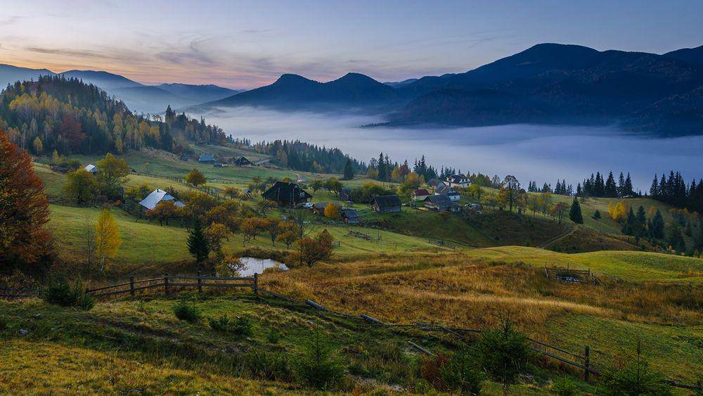 potret Desa Dzembronya di Ivano-Frankivska, Ukraina (karpatium.com.ua)