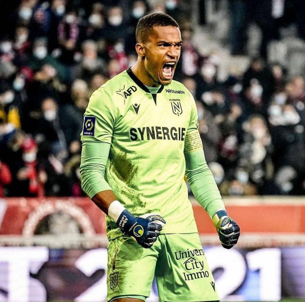 Selebrasi Alban Lafont sebagai kapten FC Nantes (linstagram.com/alban_lafont)