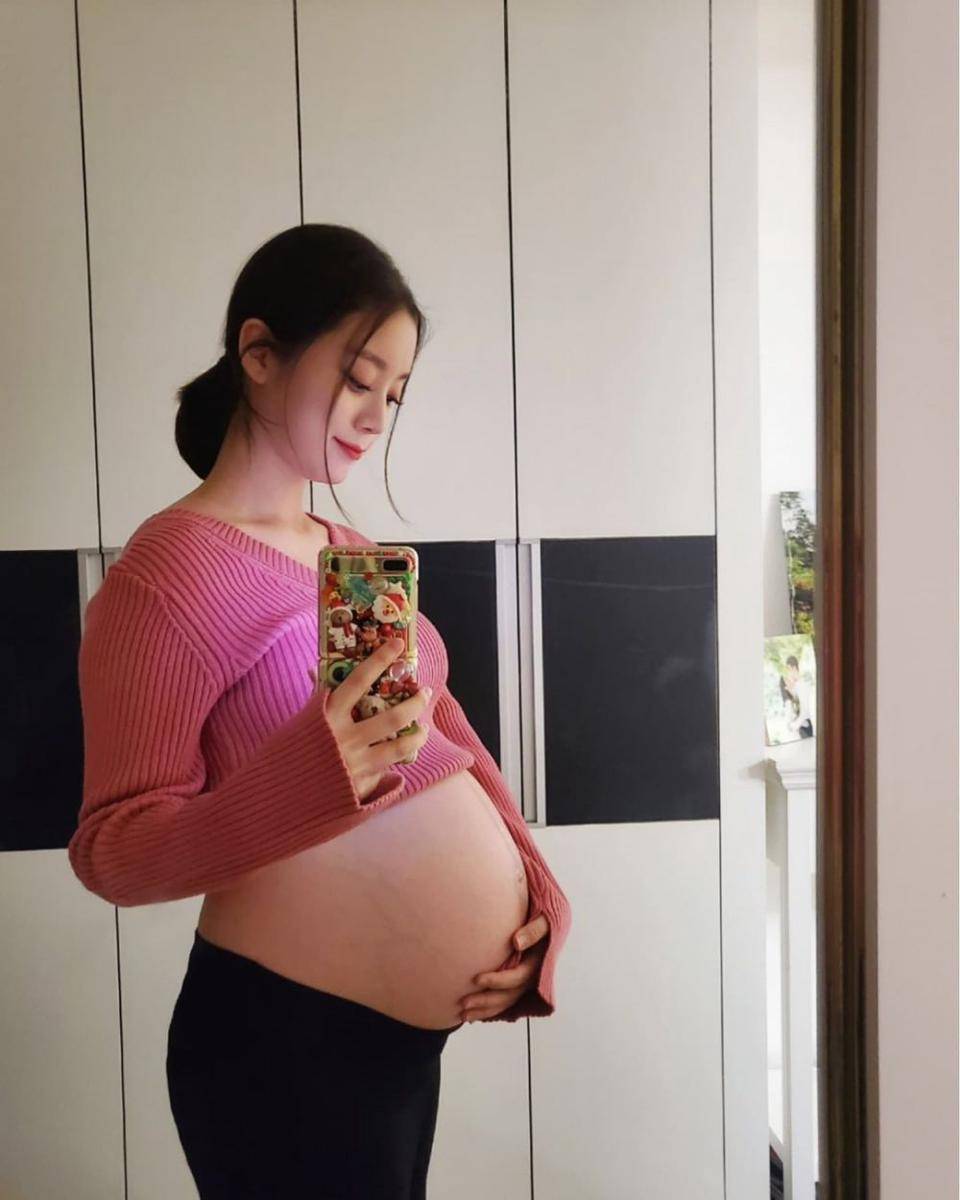 Hyerim Wonder Girls melahirkan (instagram.com/wg_lim)