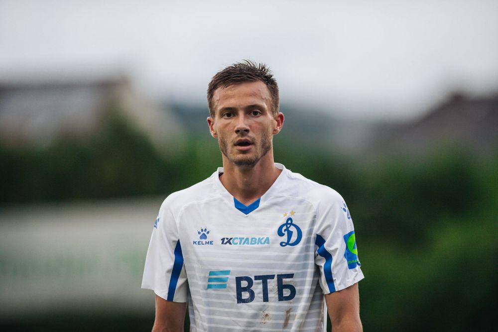 Daniil Lesovoy bersama Dynamo Moskow di Ukraina. (en.fcdm.ru)