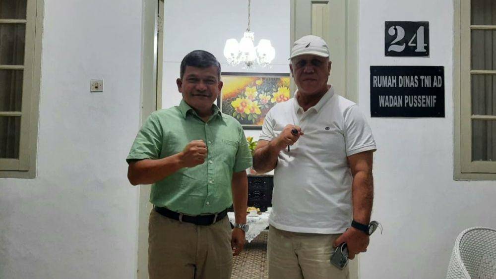 Mayjen TNI Achmad Daniel Cardin (kiri) (acehtengahkab.go.id)