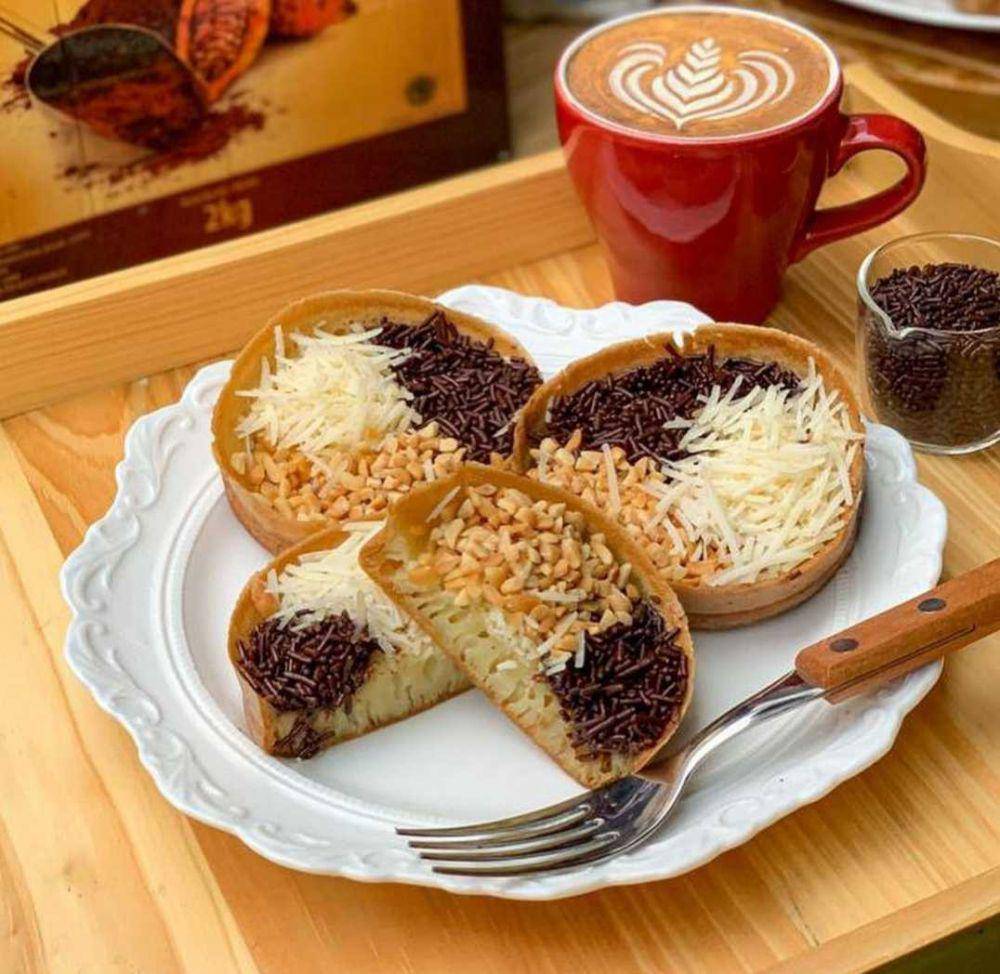Martabak mini (instagram.com/vitakwee)
