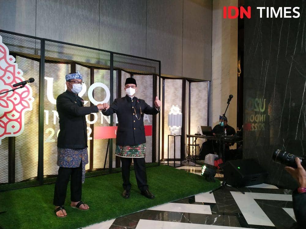 Ridwan Kamil dan Anis Baswedan dalam acara U20 Presidensi G20 Indonesia (IDN Times-Azzis Zulkhairil)
