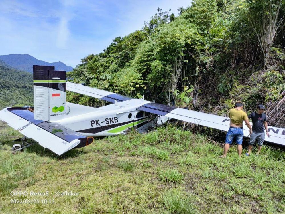 Pesawat Pilatus Tergelincir di Paniai Papua, Tabrak Permukiman Warga
