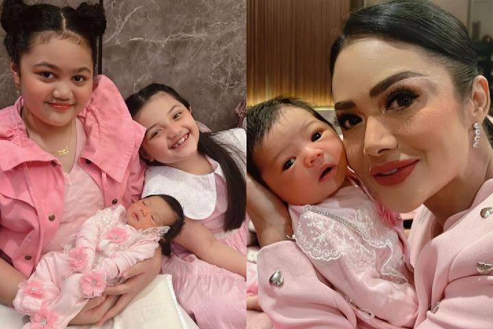potret keluarga Atta dan Aurel di momen face reveal baby A (instagram.com/krisdayantilemos)