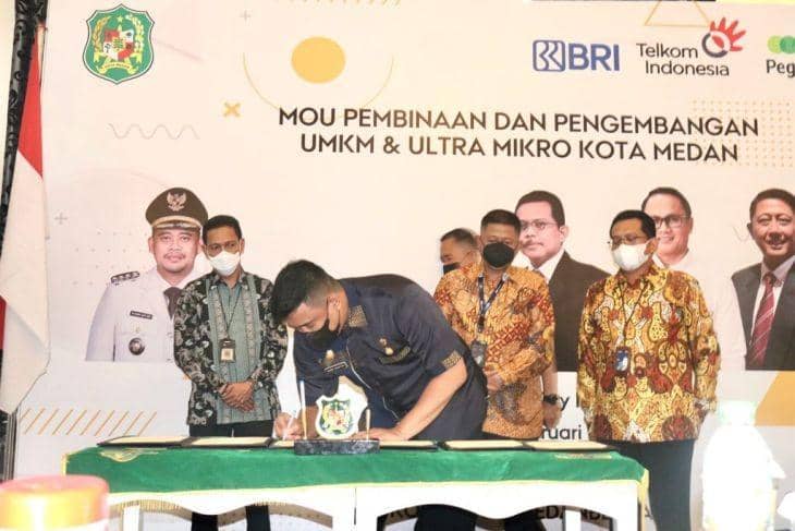 Bantu UMKM, Wali Kota Bobby Teken MoU dengan BRI, PNM, dan Pegadaian