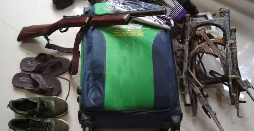 Remaja berinisial M (15) ditangkap Polsek Pulau Panggung Polres Tanggamus. (Dok. Polres Tanggamus).