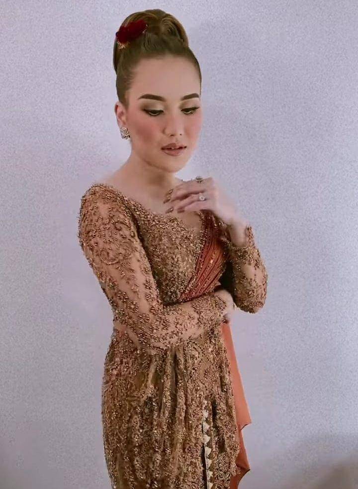 Ayu Ting Ting. (Instagram.com/essaoemry_7)