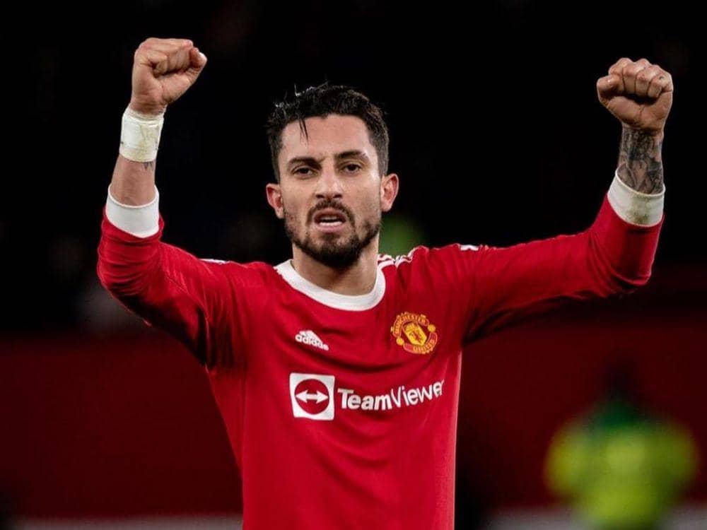 Alex Telles (instagram.com/alextelles13)