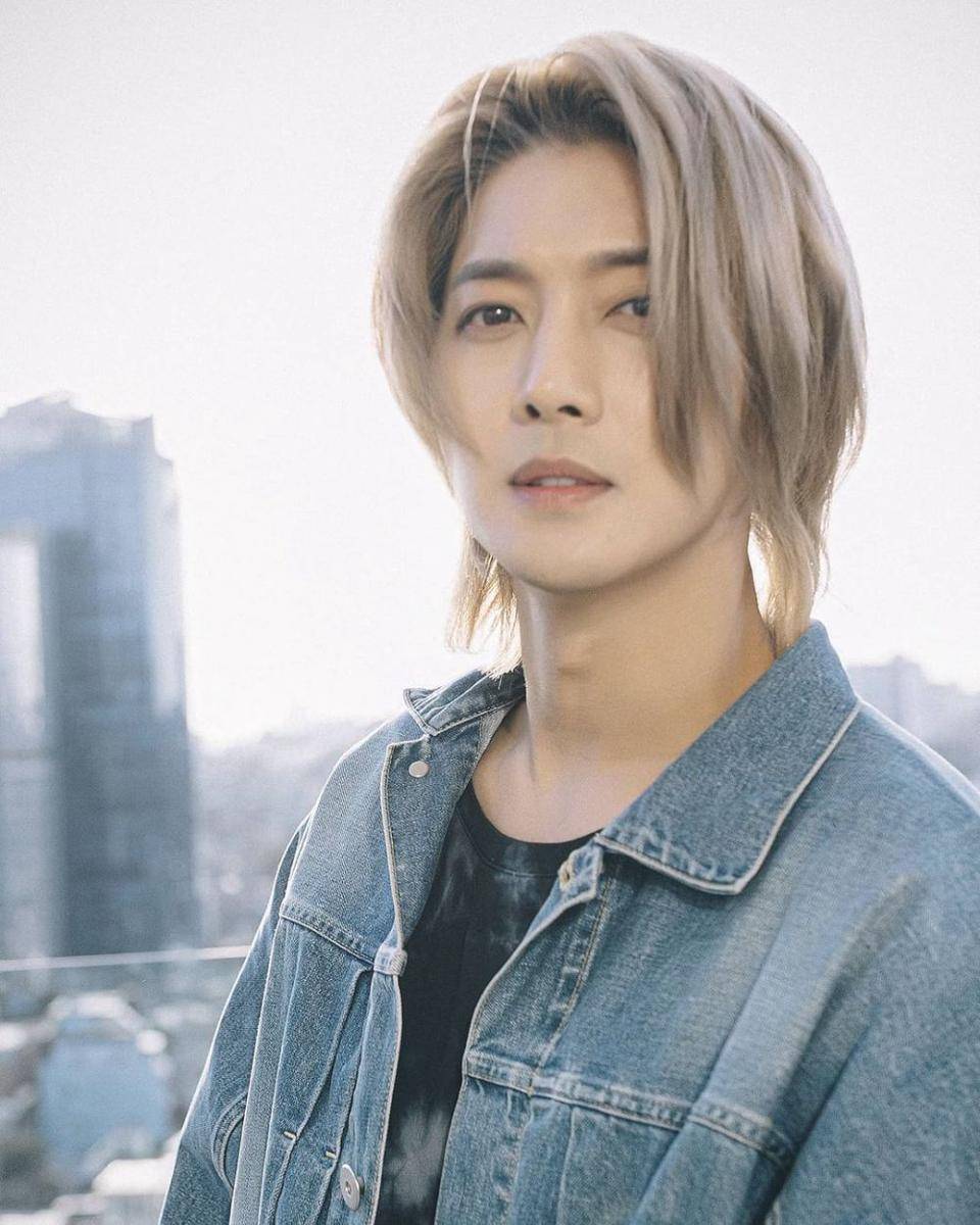 Kim Hyun Joong (instagram.com/hyunjoong860606)