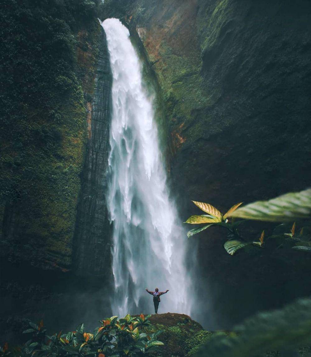 Air Terjun Kabut Pelangi (instagram.com/visitpronojiwo)