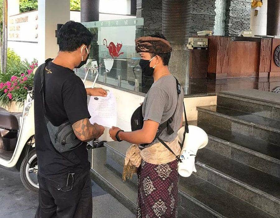 Ilustrasi kegiatan adat di desa. (Instagram.com/stt.sinduputra)