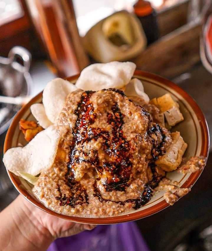 tahu gimbal (instagram.com/siswantojoevenus)