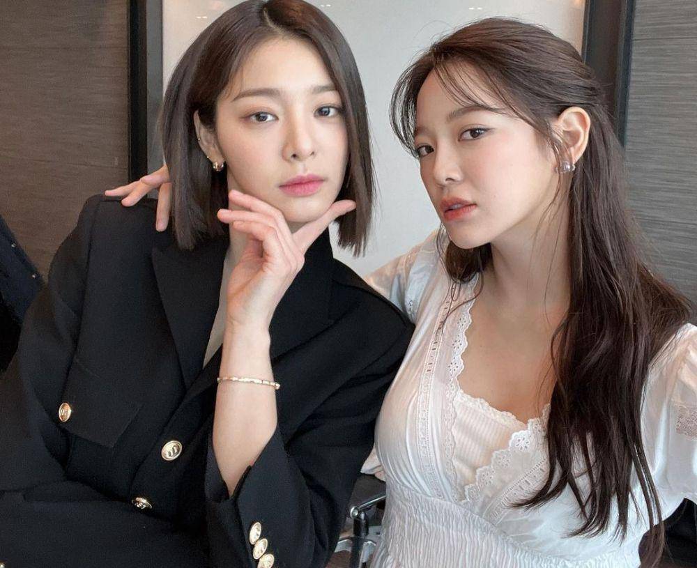 potret akrab Kim Se Jeong dan Seol In Ah bintangi drama A Business Proposal (instagram.com/clean_0828)