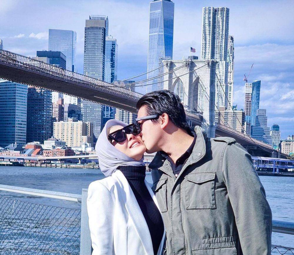 Syahrini dan Reino Barack (Instagram.com/princessyahrini)