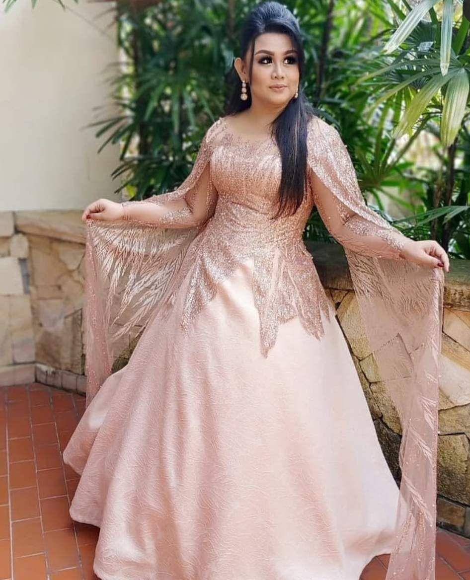 Tia AFI (instagram.com/tia_afi2)