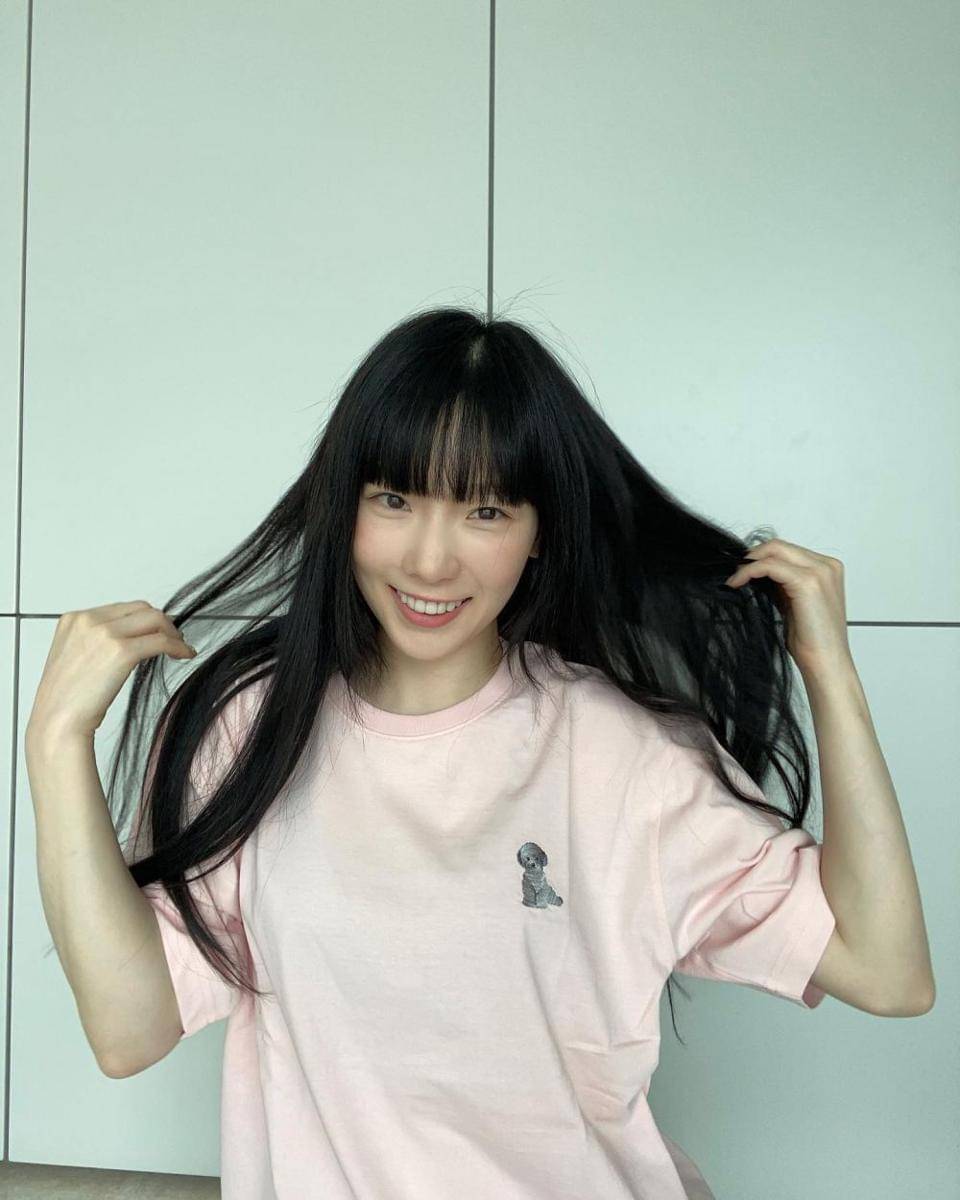 hair styling Taeyeon SNSD (instagram.com/taeyeon_ss)