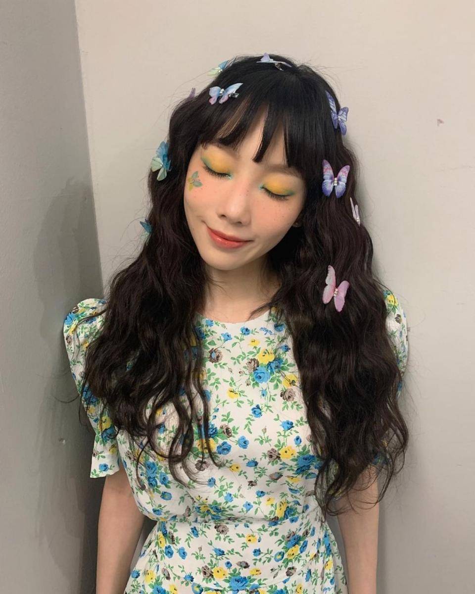 hair styling Taeyeon SNSD (instagram.com/taeyeon_ss)