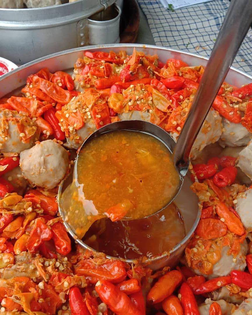 Bakso kuah cabe (instagram.com/rio_njoo87)