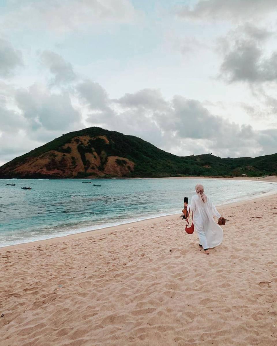 10 Pantai Terbaik di Lombok untuk Liburan Bersama Keluarga