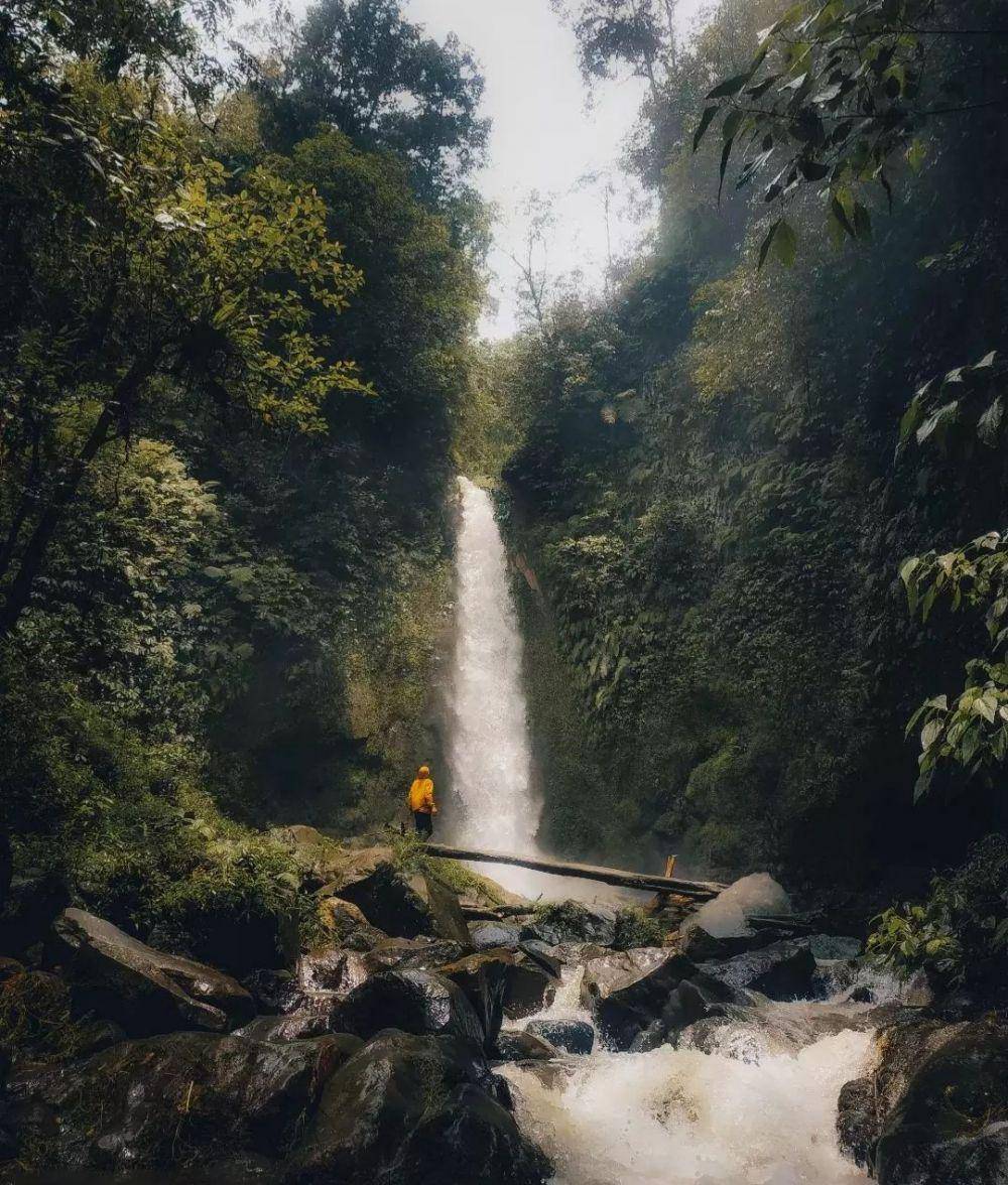 Air Terjun Titian Batu Kawangan (instagram.com/waywanz)