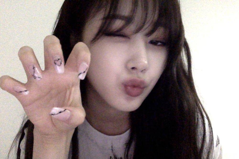 nail art Giselle aespa (twitter.com/aespa_official)